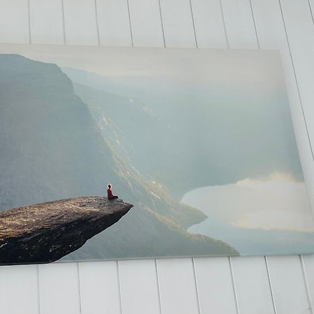 Fjord Road Lägenhet Hjelmeland Exteriör bild