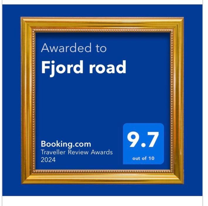Fjord Road Lägenhet Hjelmeland Exteriör bild