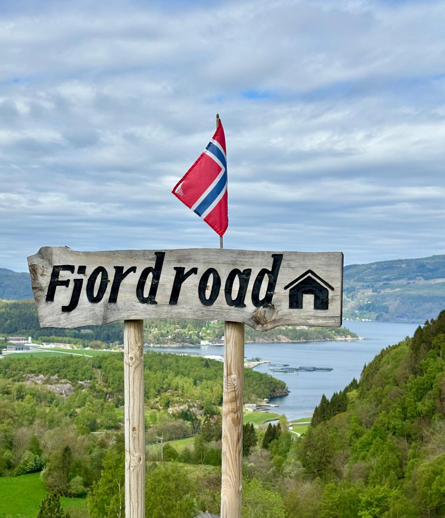 Fjord Road Lägenhet Hjelmeland Exteriör bild
